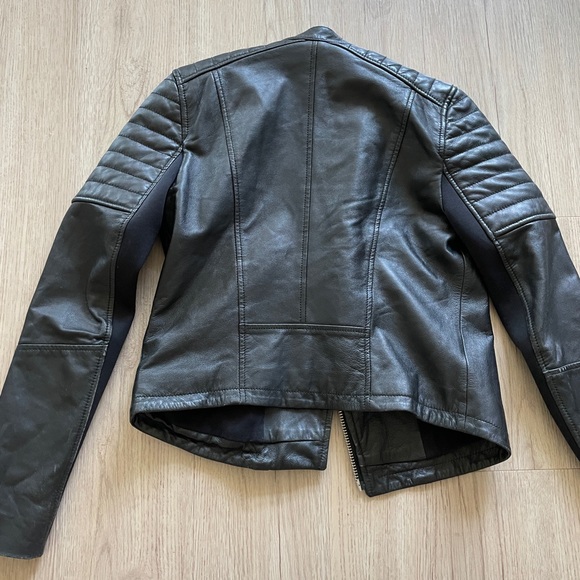 Nordstrom Trouve Genuine Leather Moto Jacket - Picture 3 of 7